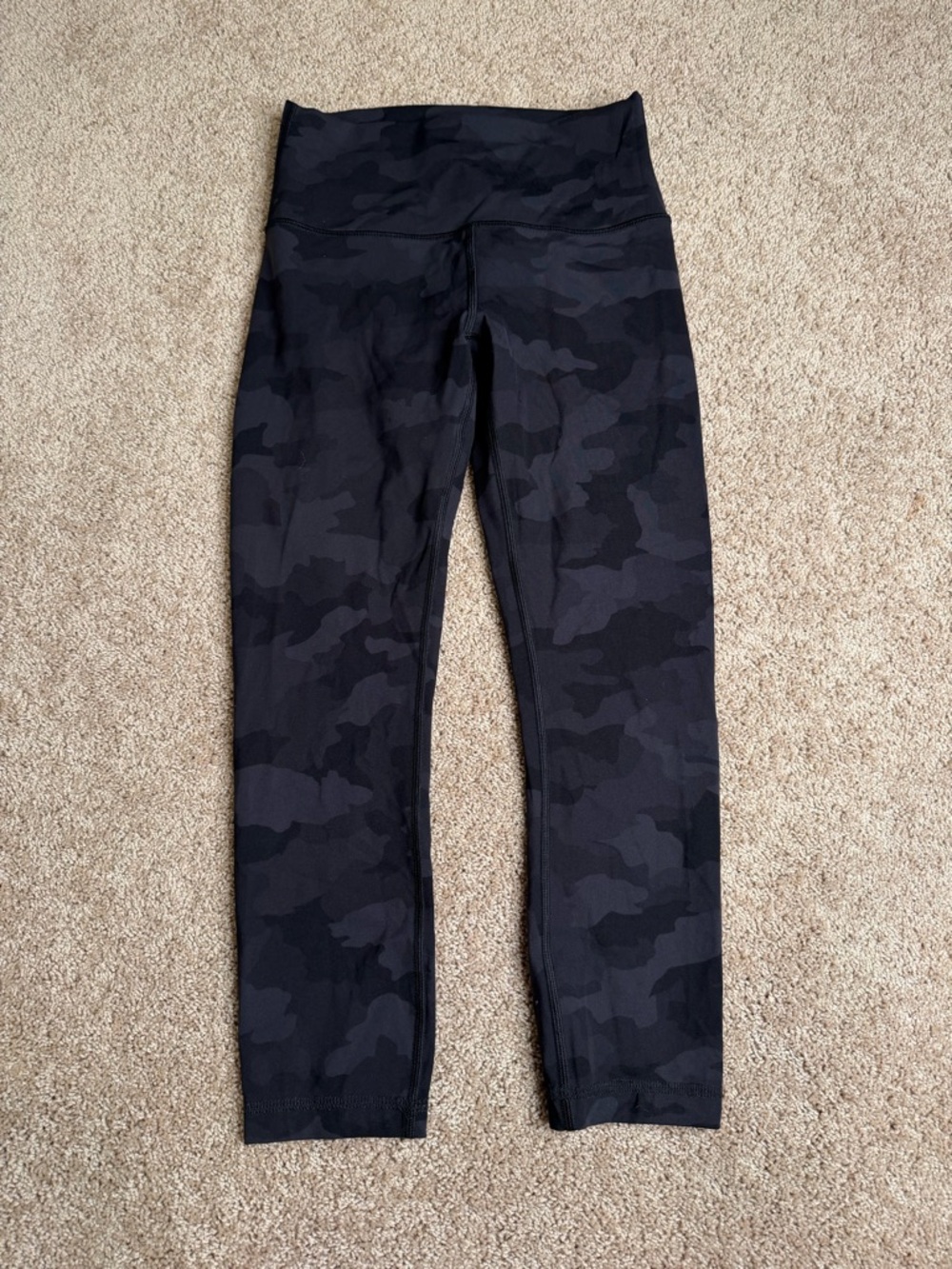 Lululemon Wunder Under High Rise Leggings Camo Luxtreme Size 6